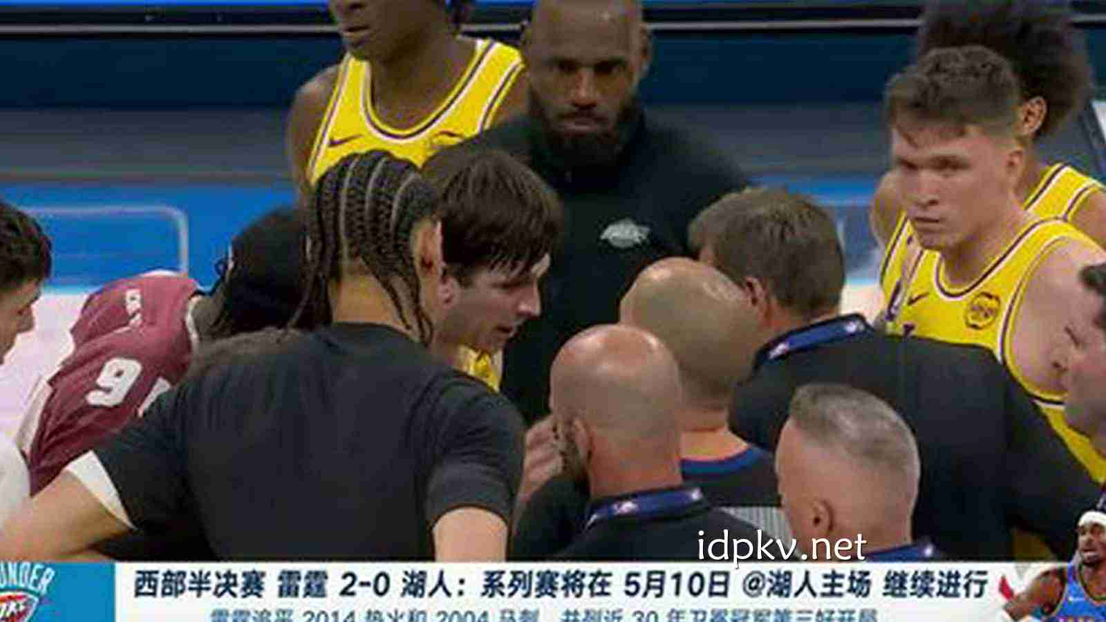 BB体育深度聚焦：争议！湖人全队赛后找裁判理论里夫斯爆粗 雷迪克｜老詹是球星哨子最少的