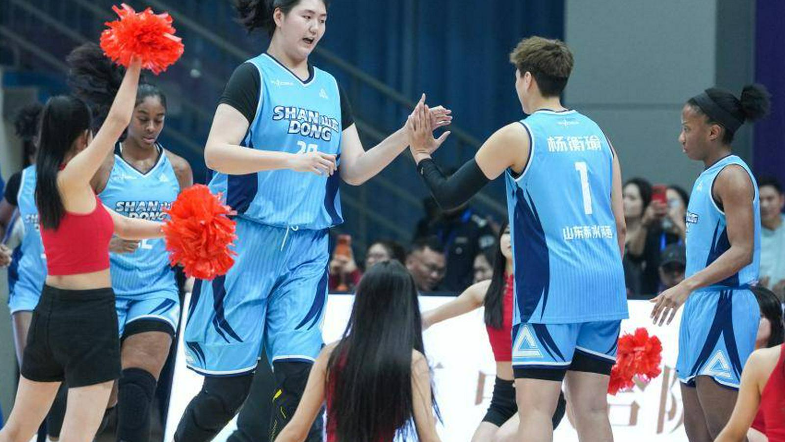 BB体育热点聚焦：小巨人张子宇迎来WCBA首秀 替补出场15分6板助山东取胜